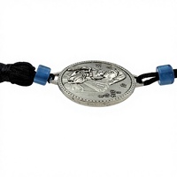 Collier de style religieux orthodoxe avec médailles circulaires et décorations à pompons, pour ornements de voiture de type pendentif, idéal pour un cadeau