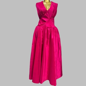 Vendita all'Ingrosso di <span class=keywords><strong>Abbigliamento</strong></span> Boutique, Vestito Estivo <span class=keywords><strong>Casual</strong></span> Plus Size, Nuovo Stile Senza Maniche, Lungo, Tinta Unita, Moda Femminile - Product Image 4