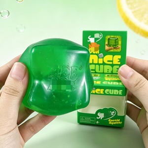 Juguete Sensorial Antiestrés en Forma de Cubo, Diseño Exclusivo, Regalo Ideal para Aliviar la Ansiedad, Cubo Verde Suave, de Ascenso Lento - Product Image 1