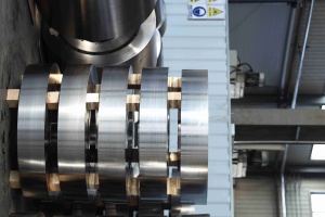 قوالب ومعدات تشكيل أنابيب الصلب من فولاذ Cr12MoV لماكينات تصنيع الأنابيب، بكرات تشكيل الأنابيب - Product Image 4