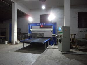 Độ Chính Xác Tùy Chỉnh Hình Dạng 3D CNC Kép Lưỡi Bọt Đường Viền Cắt Cho Ô Tô Ghế Bọt Biển - Product Image 3