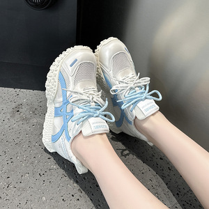Zapatillas de deporte con plataforma de malla para mujer, con aumento de altura de 8 cm, con doble cordón, suela gruesa, transpirables, informales, para exteriores - Product Image 3