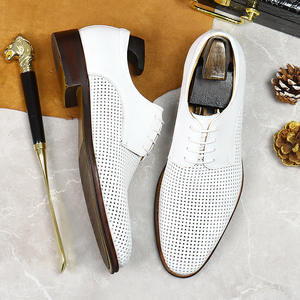 Zapatos Casuales de Boda para Hombre, Hechos a Mano, de Alta Calidad, Negros, Planos, Transpirables, Impermeables, con Parte Superior Brillante - Product Image 1