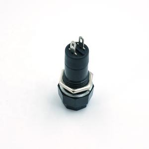 Interrupteur à bouton-poussoir à réinitialisation momentanée/autobloquant octogonal de 12 mm PBS-14A, PBS-14B 250 VCA 1 A - Product Image 4