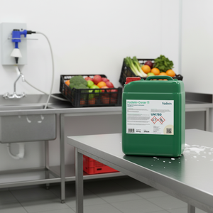 Detergente liquido clorurato alcalino ad alta potenza resistente per la pulizia dell'industria alimentare per macchine a schiuma-per ortaggi a base di frutta - Product Image 3