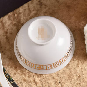 Juego de 6 Tazones de Porcelana Fina de 4.5 Pulgadas con 6 Cucharas, Serie Golden Head - Product Image 4