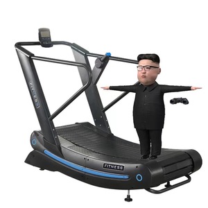 Cinta de correr curva manual sin motor para uso comercial y doméstico, modelo 820 Curved, del fabricante FITNESS - Product Image 6
