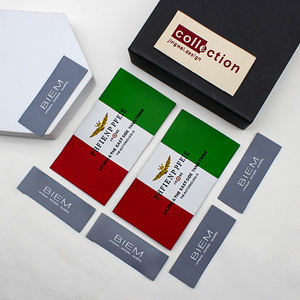 Etiqueta privada de hierro en etiquetas de ropa fabricantes de mujeres - Product Image 5