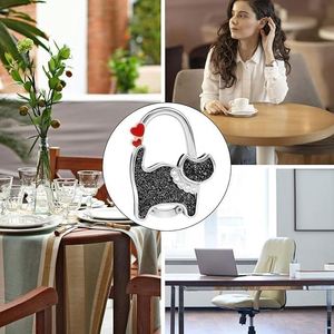 Tendencia 2026 Gancho Plegable para Bolso con Diseño de Mariposa, Soporte Metálico Portátil para Colgar Bolsos en Mesa, Gancho para Borde de Mesa, Recuerdo de Fiesta - Product Image 6