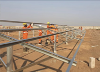 Rail de panneau solaire en acier Unistrut 41*41 avec revêtement Zn-Al-Mg pour structure photovoltaïque et support de montage solaire