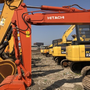 Excavadora Usada en Buen Estado HITACHI ZX75-3 de 7.5 Toneladas, Excavadora de Segunda Mano 100% Lista para Trabajar en el Almacén de Shanghái - Product Image 4