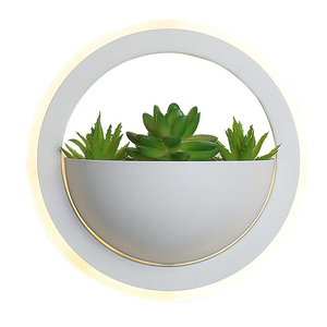 Appliques murales LED modernes et minimalistes à motif végétal vert pour la décoration intérieure, chambre à coucher, chevet, hôtel, salle à manger, chambre d'enfant - Product Image 1