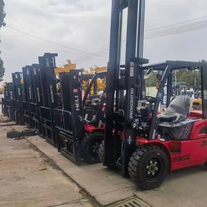 Carrello elevatore Diesel Hangcha A35 resistente, capacità di carico 3500kg, costruzione robusta per i porti - Product Image 1