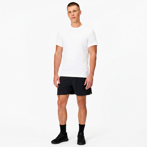 T-shirt de sport respirant et à séchage rapide pour homme, 180 grammes, 100 % polyester, uni, manches courtes, coupe classique, idéal pour la gym, la course et les tenues d'équipe - Product Image 1