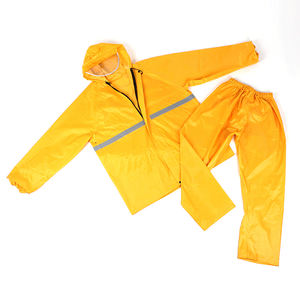 热销黄色雨衣兜帽海洋服装牛津布聚氯乙烯防水防晒户外防雨外套防水