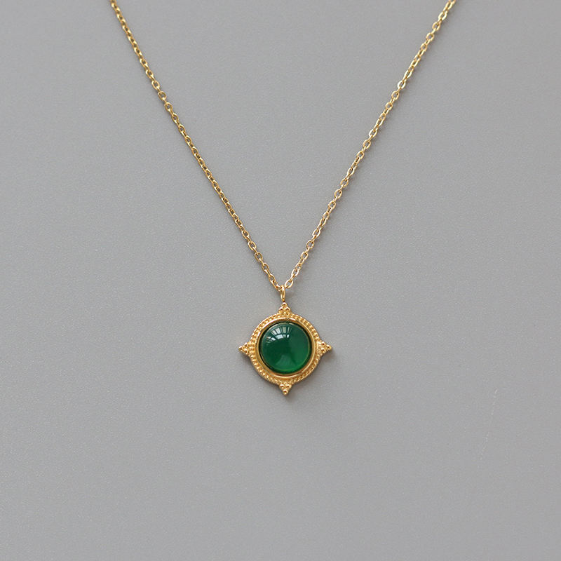 18K ゴールド ネックレス アンティーク風 グリーン