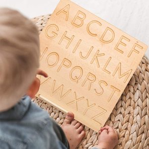 Tableau <span class=keywords><strong>de</strong></span> <span class=keywords><strong>suivi</strong></span> des lettres double face, tableau <span class=keywords><strong>de</strong></span> traçage <span class=keywords><strong>de</strong></span> l'alphabet en bois <span class=keywords><strong>de</strong></span> Montessori, jouets éducatifs, 11,55 x 11,45 pouces - Product Image 4
