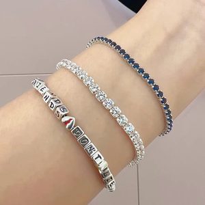 สร้อยข้อ<span class=keywords><strong>ม</strong></span>ือเงินแท้ 925 ประดับเพชรซิคอนรูปทรงลูกบาศก์ ดีไซน์น่ารักจาก Pan's Family <span class=keywords><strong>Stranger</strong></span> <span class=keywords><strong>Things</strong></span> เห<span class=keywords><strong>ม</strong></span>าะสำหรับผู้หญิง เป็นของขวัญสุดหรู ผลิตจากโรงงาน ขายส่ง - Product Image 1