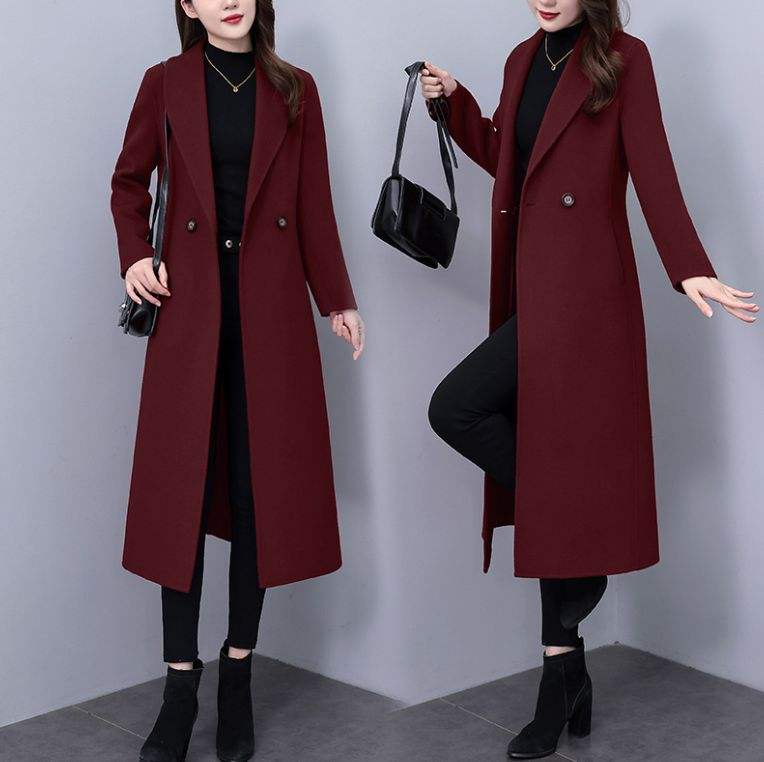 สีแดงเข้ม