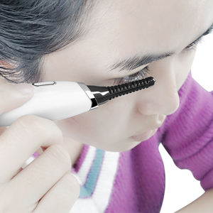 Long Lasting Quick Curling Natural Rechargeable Electric Heated <b>Eyelash</b> <b>Curler</b> - Product Image 2