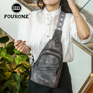 FOUR ONE <span class=keywords><strong>Sac</strong></span> <span class=keywords><strong>de</strong></span> <span class=keywords><strong>poitrine</strong></span> tendance en PU, personnalisable, imperméable, mode ODM/OEM, <span class=keywords><strong>sac</strong></span> pour <span class=keywords><strong>femme</strong></span> avec bandoulière réglable et pochette pour téléphone - Product Image 6