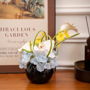 Arrangement floral simulé, vase rond noir, orchidée Phalaenopsis en soie, ornement de bureau, style moderne, décoration de salon - Product Image 2