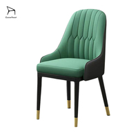 Chaises de salle à manger en cuir en gros, dossier haut, pieds en métal, chaise de bureau en fer pour hôtel, mobilier domestique beige gris, luxe léger et simple