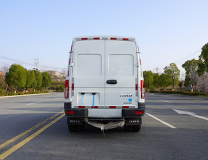 Naveco 4x2 Petit <span class=keywords><strong>véhicule</strong></span> <span class=keywords><strong>frigorifique</strong></span> 5 tonnes, camion <span class=keywords><strong>frigorifique</strong></span> <span class=keywords><strong>léger</strong></span> de type caisse, utilisé pour le transport de viande et de fruits de mer - Product Image 5