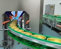 Machine de scellage automatique de boîtes de conserve contrôlée par PLC pour la production de liquides (confiture, boisson, miel, shampoing) sur ligne de production de haute précision