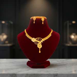 Collar de Cadena con Eslabones Florales de Latón Chapado en Oro de 24K con Pendientes a Juego Modernos para Mujer, Joyería de Moda para Bodas y Fiestas - Product Image 5