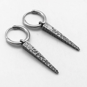 Pendientes colgantes yunnique de acero de titanio con forma de púa, diseño geométrico, joyería unisex - Product Image 5