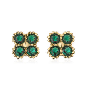 Boucles d'oreilles carrées miniatures pour femmes, style vintage, luxe léger, couleur cuivre, zircon, tige fine, trèfle à quatre feuilles - Product Image 3