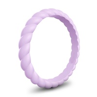 Approvisionnement direct usine : Magnifique bague sportive en silicone torsadé pour femme