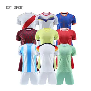 New Casual Mesh Soccer Jersey Adult Soccer Jersey Clothes Custom Men's Soccer Uniform Football Jersey