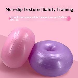 Pelota de Pilates y Yoga de PVC Reforzada a Prueba de Explosiones para Deportes, Fitness, Estabilidad y Equilibrio - Product Image 3