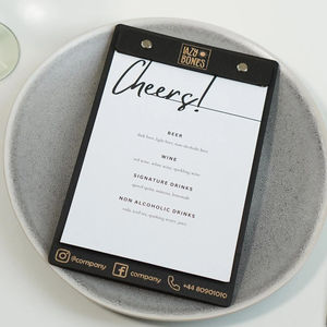 Menu en bois noir rétro de luxe léger, logo personnalisé, panneau doré, menu en bois A5 fixé avec un support à vis pour les cafés et les bars - Product Image 1