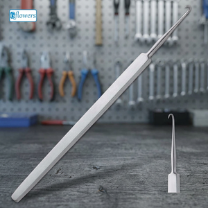 เครื่องมือผ่าตัดแบบดึงผิวหนัง Wiener Hook สำหรับการผ่าตัดทั่วไป ได้รับการรับรองมาตรฐาน CE ผลิตจากสแตนเลสสตีล ใช้งานด้วยมือ - Product Image 2