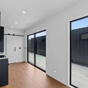 Casa Contenedor Prefabricada <span class=keywords><strong>de</strong></span> 20 pies Directa <span class=keywords><strong>de</strong></span> Fábrica, OEM Personalizable, Construcción Rápida, CE ISO9001 <span class=keywords><strong>para</strong></span> Cafetería Industrial Urbana Chic - Product Image 5