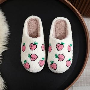 Nouveau coton vadrouille mignon petite cerise hommes et femmes pantoufles chaudes et confortables avec tampon de <span class=keywords><strong>laine</strong></span> - Product Image 6