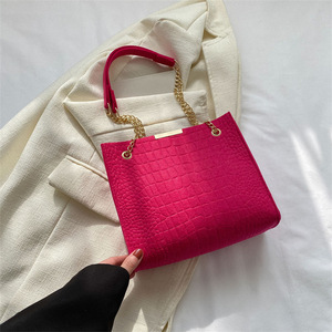 Stylish Women's Large Capacity Tote Bag Fashionable Square Chain Shoulder <strong>Purses</strong> <strong>Water</strong>-<strong>Proof</strong> and Portable Dress Bag - Product Image 3