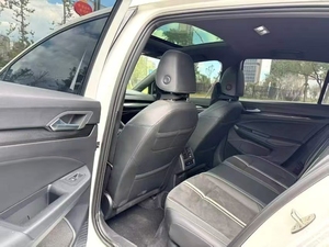 Voiture d'occasion <span class=keywords><strong>Volkswagen</strong></span> 2021 Golf 8 R-Line 1.4TSI Transmission automatique - Product Image 4