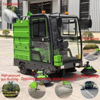 Balayeuse de voirie électrique pure à trois roues entièrement fermée, machine multifonctionnelle de nettoyage et de lavage de voirie commerciale