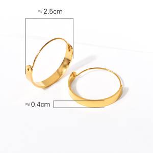 Vente en Gros de Bijoux de Mode Boucles d'Oreilles Lisses Tendance pour Femmes Boucles d'Oreilles Grandes Créoles en Or de 25mm de <span class=keywords><strong>Large</strong></span> - Product Image 6