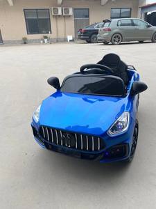 <span class=keywords><strong>Voiture</strong></span> électrique télécommandée à quatre roues <span class=keywords><strong>pour</strong></span> enfants, neuve, rechargeable, à <span class=keywords><strong>batterie</strong></span>, <span class=keywords><strong>pour</strong></span> 2-8 ans, en plastique, vente en gros - Product Image 3