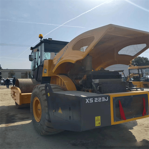 Rouleau compresseur routier de 8 tonnes, modèle XS263J, livraison directe du Shandong, avec pneus, équipe d'ingénierie, moteur étanche inclus. Pompe à roulement - Product Image 6