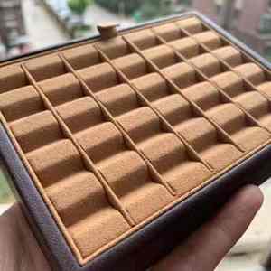 Caja cuadrada de piedra desnuda con ranura en V, accesorio de exhibición de gemas de color marrón - Product Image 6