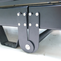Lit de Pilates pliable portable, cadre en aluminium noir, cuir ultra-fibre premium, ressorts allemands, 220 kg
