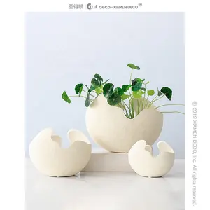 New Arrival Design Modern Simple Ceramic White Egg Shell Vases Ceramic Bowl Vase Interior Decoration