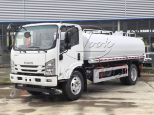 Camión Cisterna de Agua ISUZU con Bomba de Agua Autocebante 4X2 8000L para Obras de Construcción - Product Image 3
