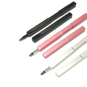 Brocha de Labios Profesional de Aluminio, Moderna, con Pelo Sintético para Corrector de Labios, con Tapa - Product Image 5